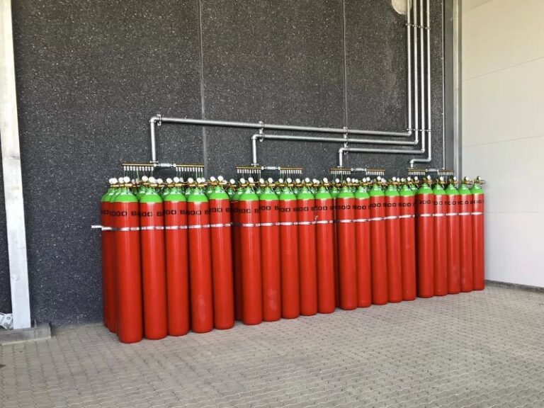 Instalații automate de stingere cu gaz inert IG 541 pentru protecția camerelor server și data center